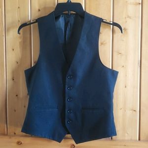 Mens Black Fitted vest 36R 5 button southeastern
